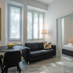  Appartement Luna Homes - Bilocale In Mac Mahon Italie
