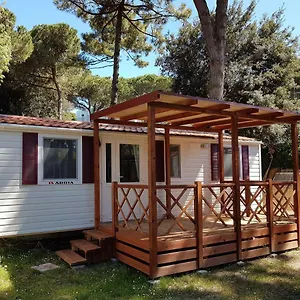 **** Camping Victoria Mobilehome In Mare E Pineta Italie