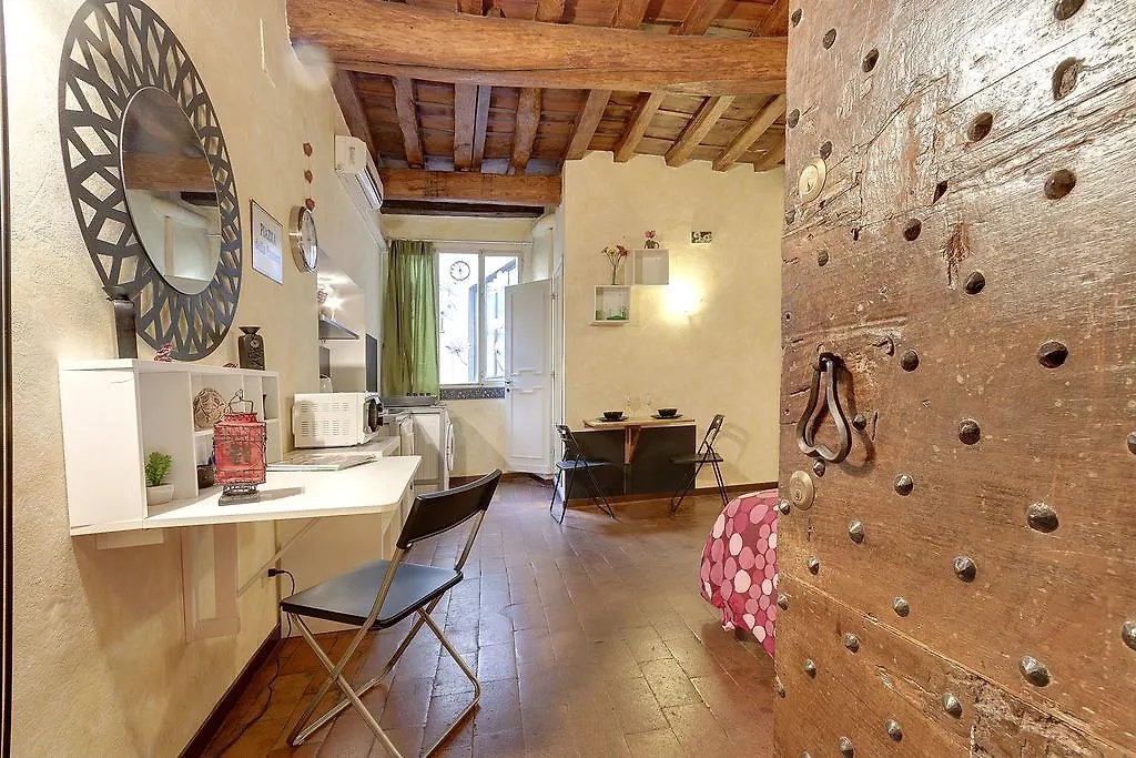 Apartment Appartamenti Ponte Vecchio Florence Italy